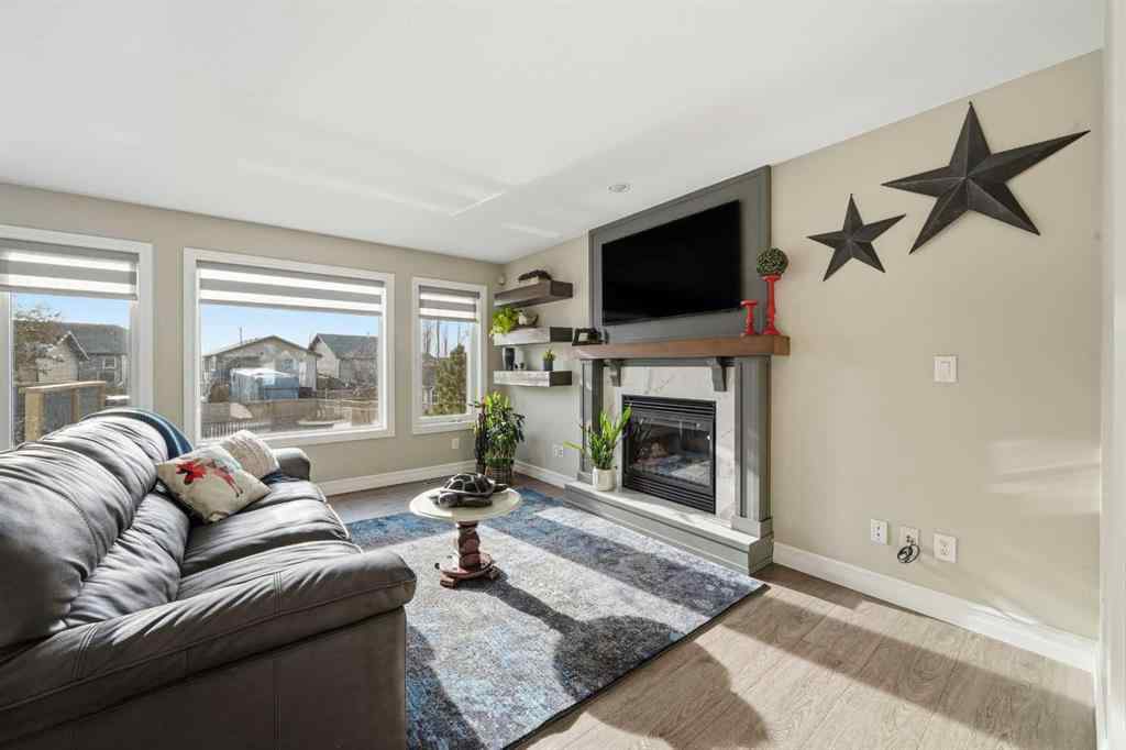 MLS&reg; # A2268678 - 9 Woodbine Close  in Harvest Meadows Blackfalds, Residential Open Houses