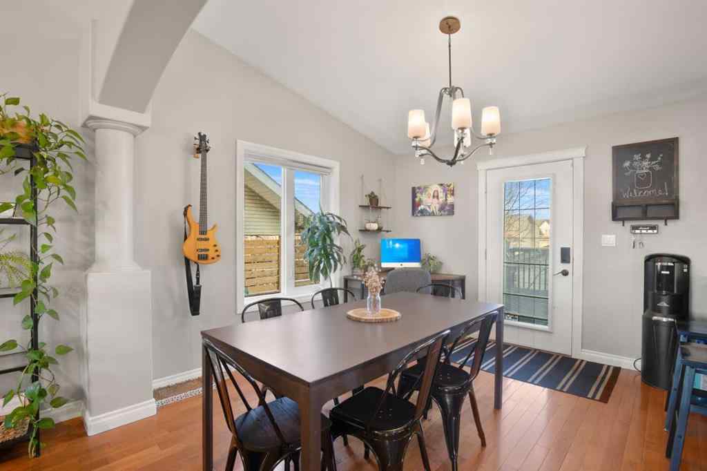 MLS® A2268679 - 2 Holbrook Place   in Hewlett Park Sylvan Lake, Residential