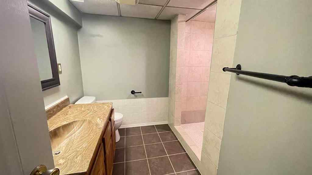 MLS® A2268685 - 1919 19 Avenue S in Agnes Davidson Lethbridge, Residential