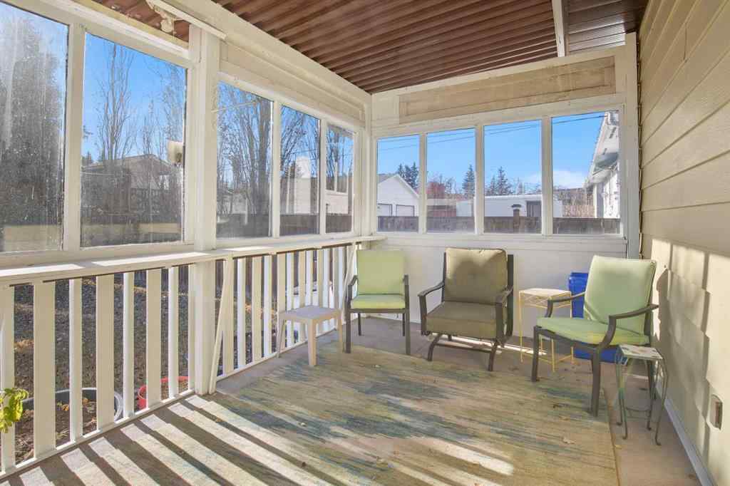 MLS® A2268686 - 5709 55th Avenue   in Downtown Lacombe Lacombe, Residential