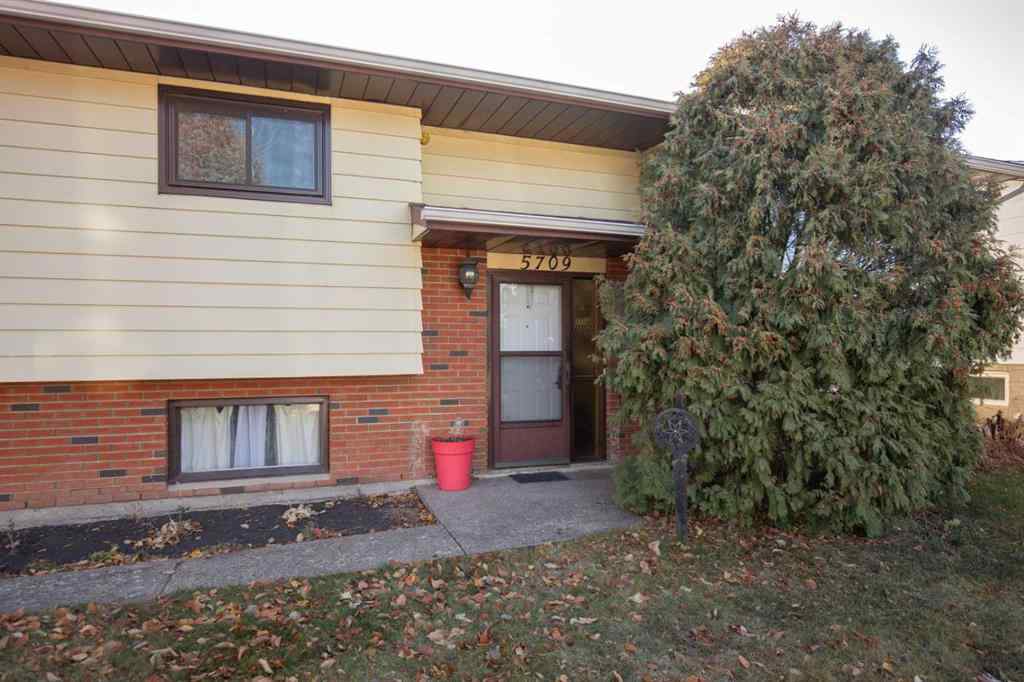 MLS® A2268686 - 5709 55th Avenue   in Downtown Lacombe Lacombe, Residential