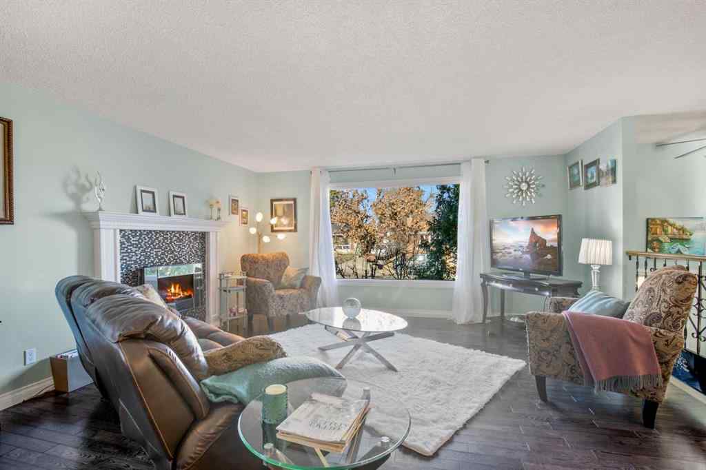 MLS® A2268686 - 5709 55th Avenue   in Downtown Lacombe Lacombe, Residential