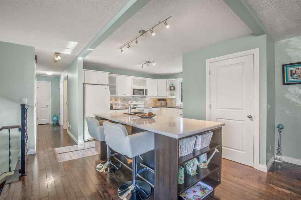 MLS® A2268686 - 5709 55th Avenue   in Downtown Lacombe Lacombe, Residential