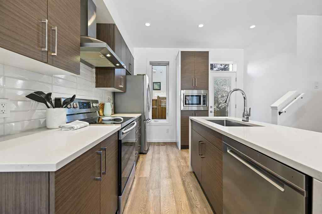 MLS® A2268693 - 3569 19 Avenue SW in Killarney/Glengarry Calgary, Residential