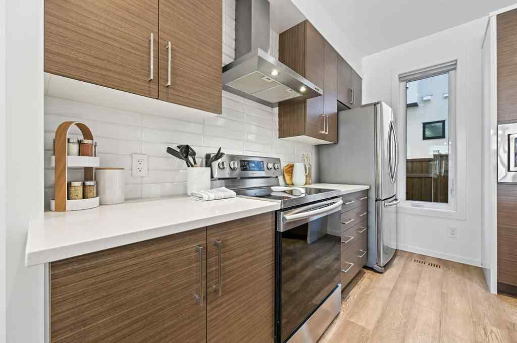 MLS® A2268693 - 3569 19 Avenue SW in Killarney/Glengarry Calgary, Residential