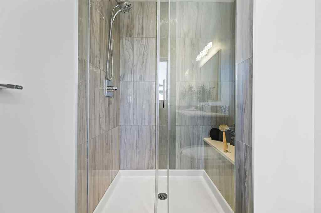 MLS® A2268693 - 3569 19 Avenue SW in Killarney/Glengarry Calgary, Residential