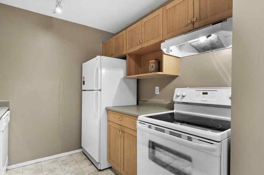 MLS® A2268699 - Unit #2113 2113 Tuscarora Manor NW in Tuscany Calgary, Residential