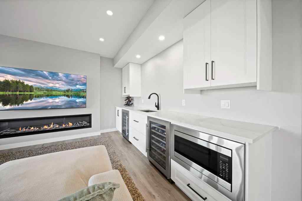 MLS® A2268701 - 50 Bayview Circle SW in Bayview Airdrie, Residential