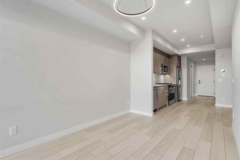 MLS&reg; # A2268709 - Unit #523 18 A Street NW in West Hillhurst Calgary, Residential Open Houses