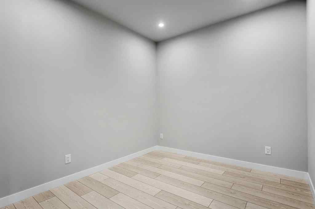 MLS&reg; # A2268709 - Unit #523 18 A Street NW in West Hillhurst Calgary, Residential Open Houses