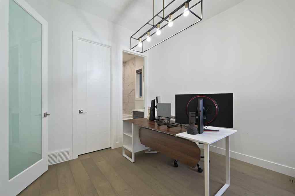 MLS® A2268715 - 7250 Elkton Drive SW in Springbank Hill Calgary, Residential