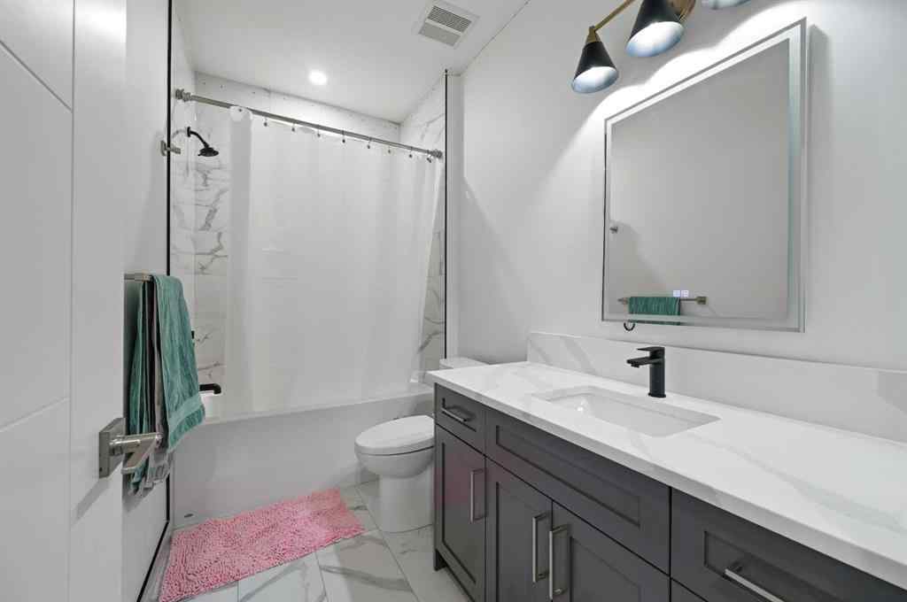 MLS® A2268715 - 7250 Elkton Drive SW in Springbank Hill Calgary, Residential