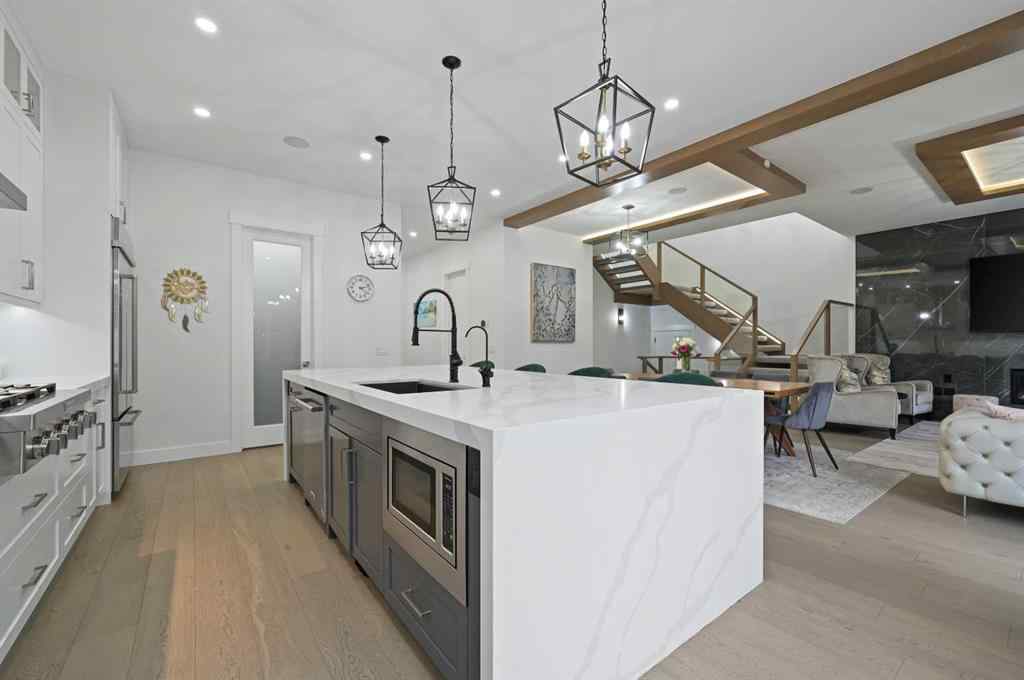 MLS® A2268715 - 7250 Elkton Drive SW in Springbank Hill Calgary, Residential