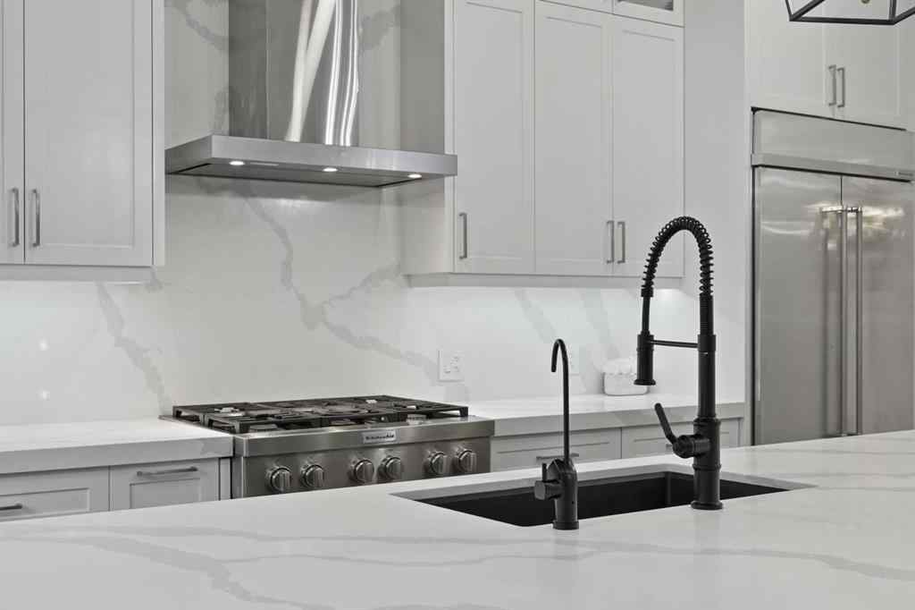 MLS® A2268715 - 7250 Elkton Drive SW in Springbank Hill Calgary, Residential