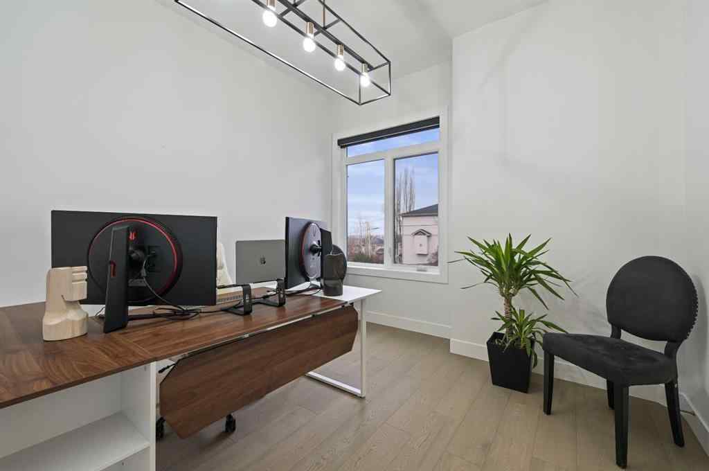 MLS® A2268715 - 7250 Elkton Drive SW in Springbank Hill Calgary, Residential