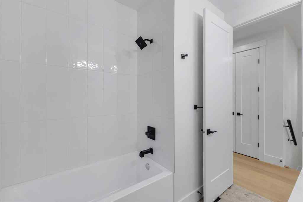 MLS® A2268732 - 4138 7 Avenue SW in Rosscarrock Calgary, Residential