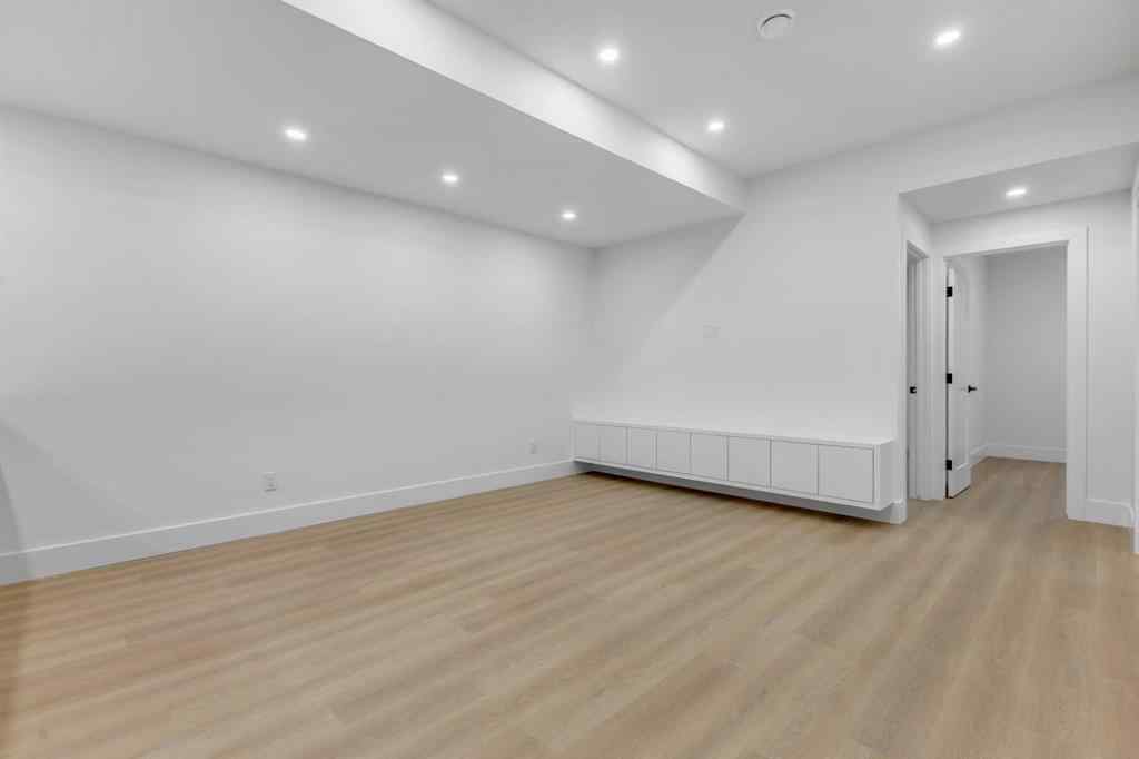 MLS® A2268732 - 4138 7 Avenue SW in Rosscarrock Calgary, Residential