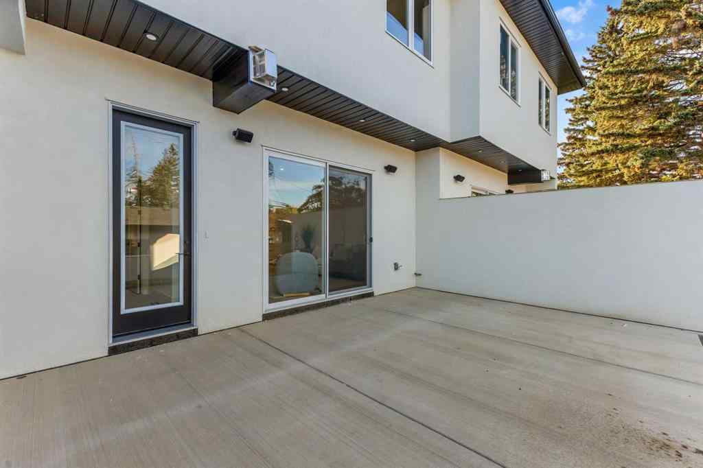 MLS® A2268732 - 4138 7 Avenue SW in Rosscarrock Calgary, Residential