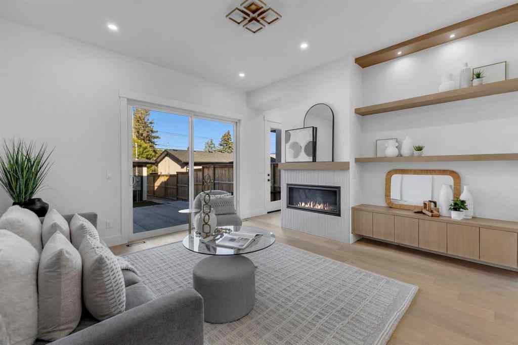 MLS® A2268732 - 4138 7 Avenue SW in Rosscarrock Calgary, Residential