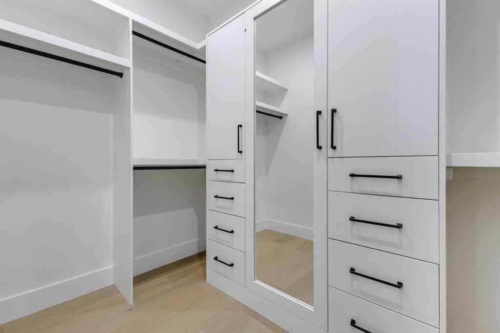 MLS® A2268732 - 4138 7 Avenue SW in Rosscarrock Calgary, Residential