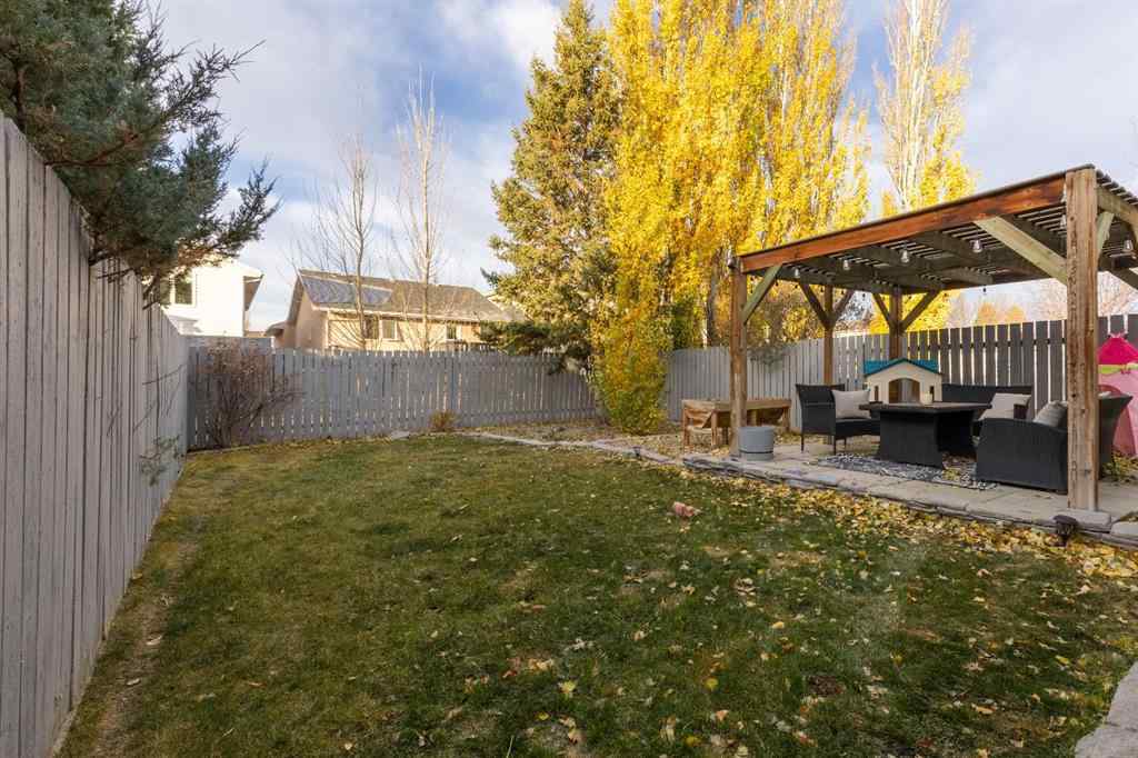 MLS® A2268734 - 66 Assiniboia Way W in Indian Battle Heights Lethbridge, Residential