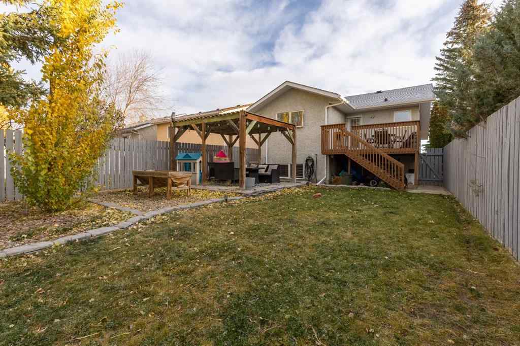 MLS® A2268734 - 66 Assiniboia Way W in Indian Battle Heights Lethbridge, Residential