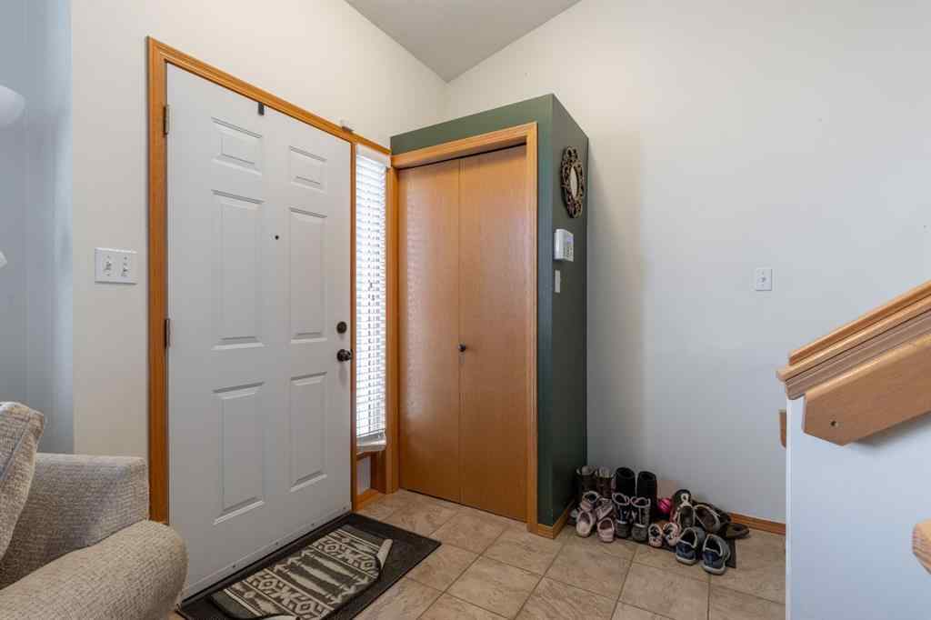 MLS® A2268734 - 66 Assiniboia Way W in Indian Battle Heights Lethbridge, Residential