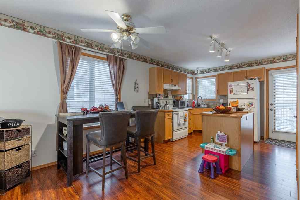 MLS® A2268734 - 66 Assiniboia Way W in Indian Battle Heights Lethbridge, Residential