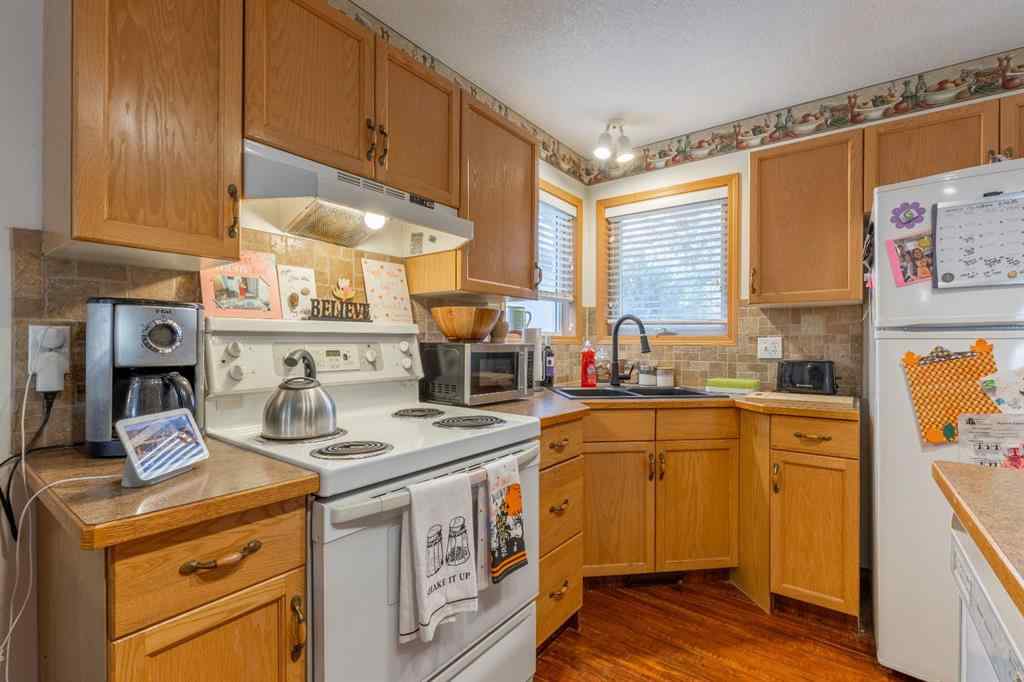 MLS® A2268734 - 66 Assiniboia Way W in Indian Battle Heights Lethbridge, Residential