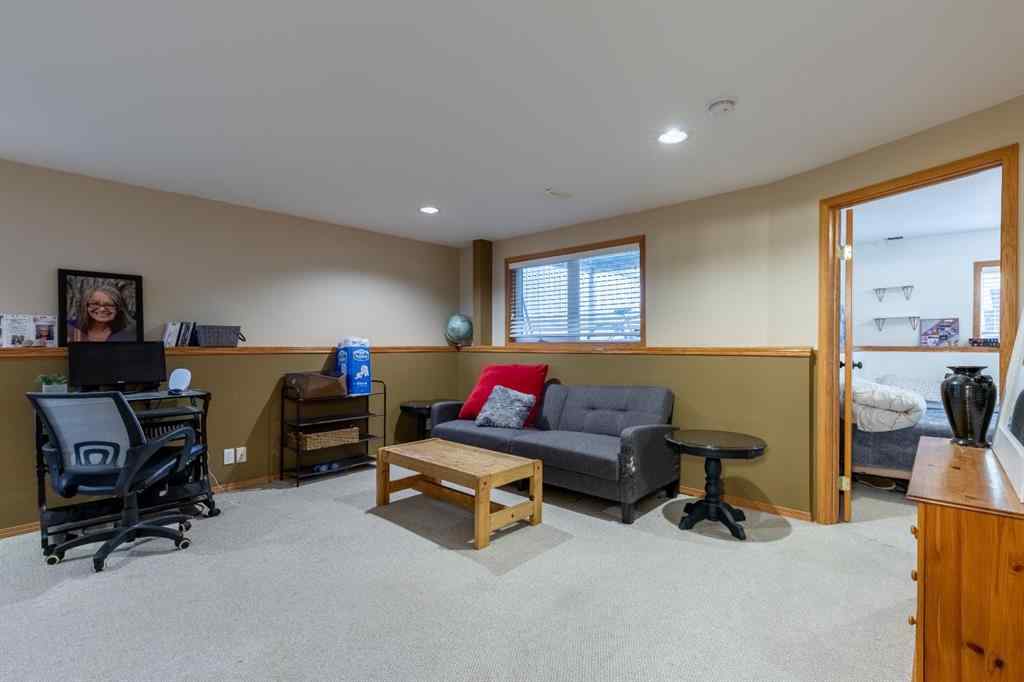 MLS® A2268734 - 66 Assiniboia Way W in Indian Battle Heights Lethbridge, Residential