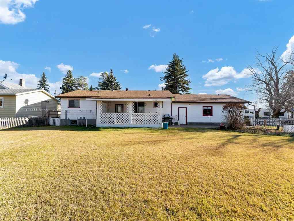 MLS® # A2268742 - 224 1 Street W in NONE Duchess, Residential Open Houses