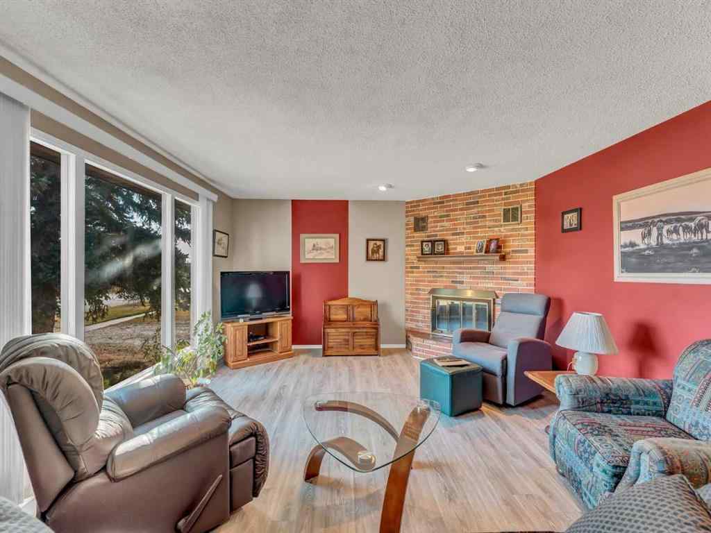 MLS® # A2268742 - 224 1 Street W in NONE Duchess, Residential Open Houses