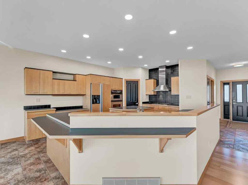 MLS® # A2268744 - 15 White Pelican Way  in NONE Lake Newell Resort, Residential Open Houses