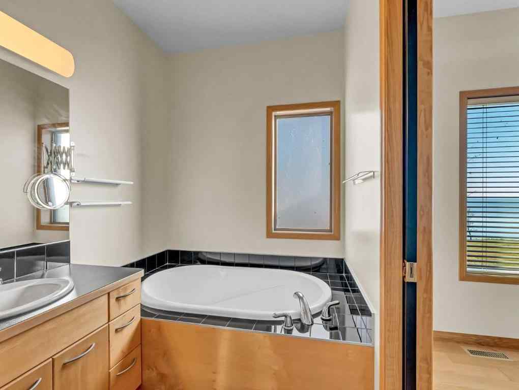 MLS® # A2268744 - 15 White Pelican Way  in NONE Lake Newell Resort, Residential Open Houses