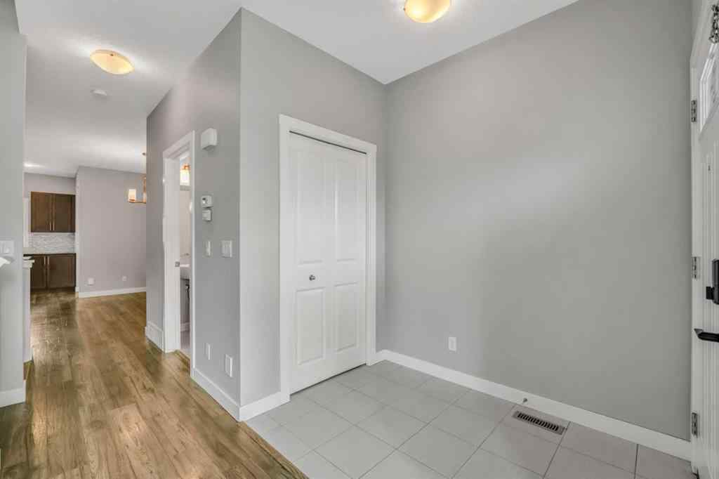 MLS® A2268757 - 315 Hillcrest Drive SW in Hillcrest Airdrie, Residential