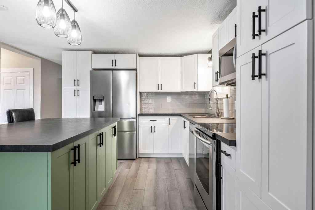 MLS® A2268761 - 136 Brentwood Place  in Brentwood_Strathmore Strathmore, Residential