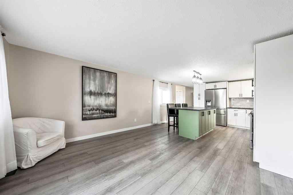 MLS® A2268761 - 136 Brentwood Place  in Brentwood_Strathmore Strathmore, Residential
