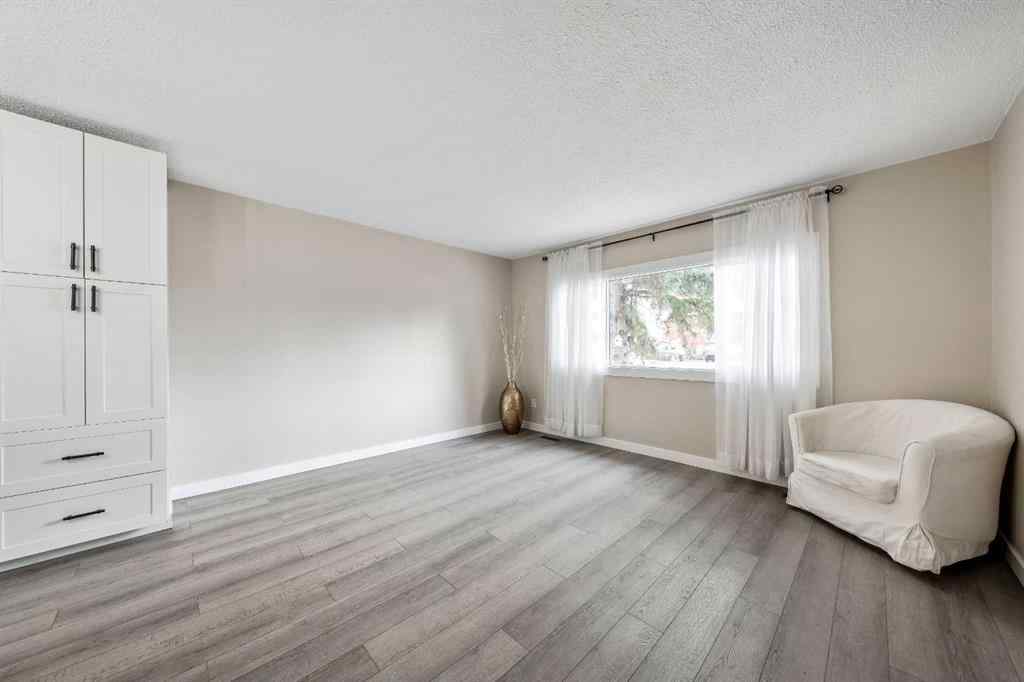MLS® A2268761 - 136 Brentwood Place  in Brentwood_Strathmore Strathmore, Residential