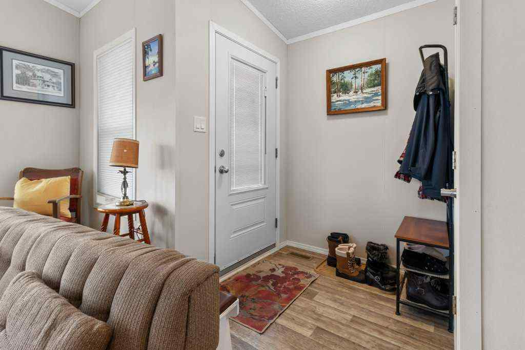 MLS&reg; # A2268765 - 27 Baywood Link  in Lighthouse Point Sylvan Lake, Residential Open Houses