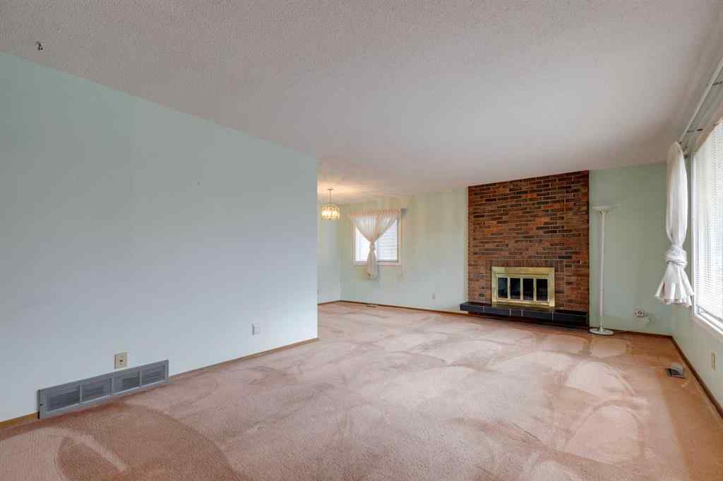 MLS® A2268766 - 6320 Rundlehorn Drive NE in Pineridge Calgary, Residential