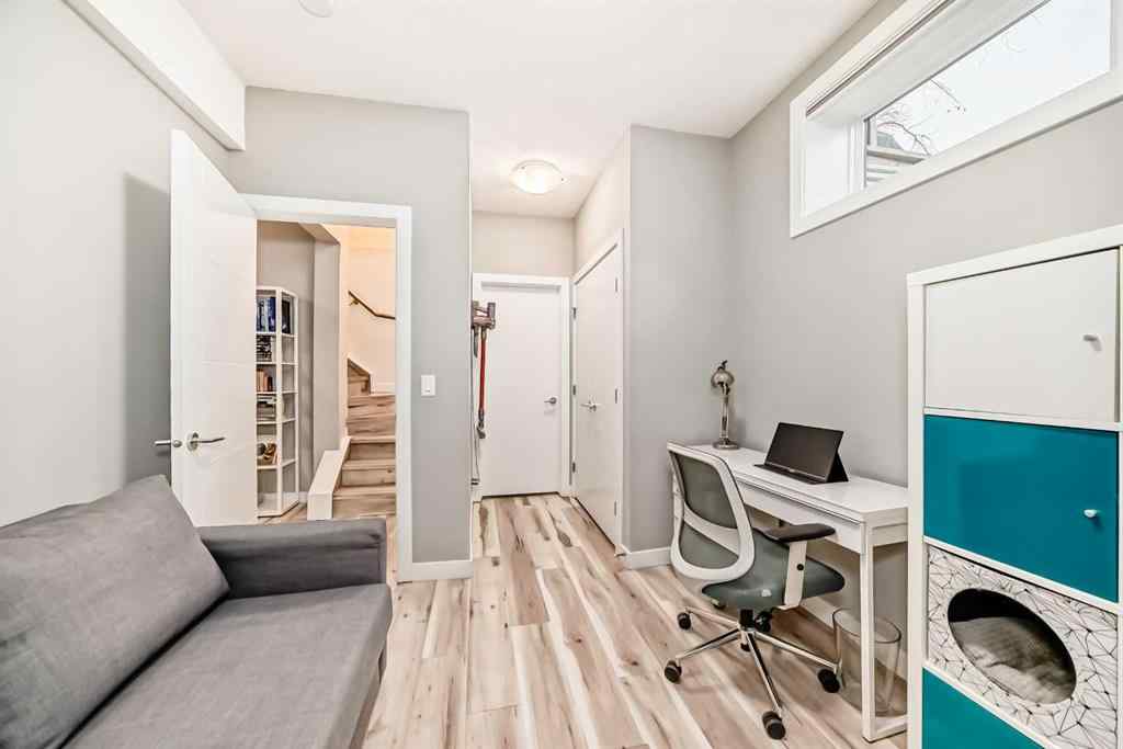 MLS® A2268770 - Unit #1 134 22 Avenue NE in Tuxedo Park Calgary, Residential