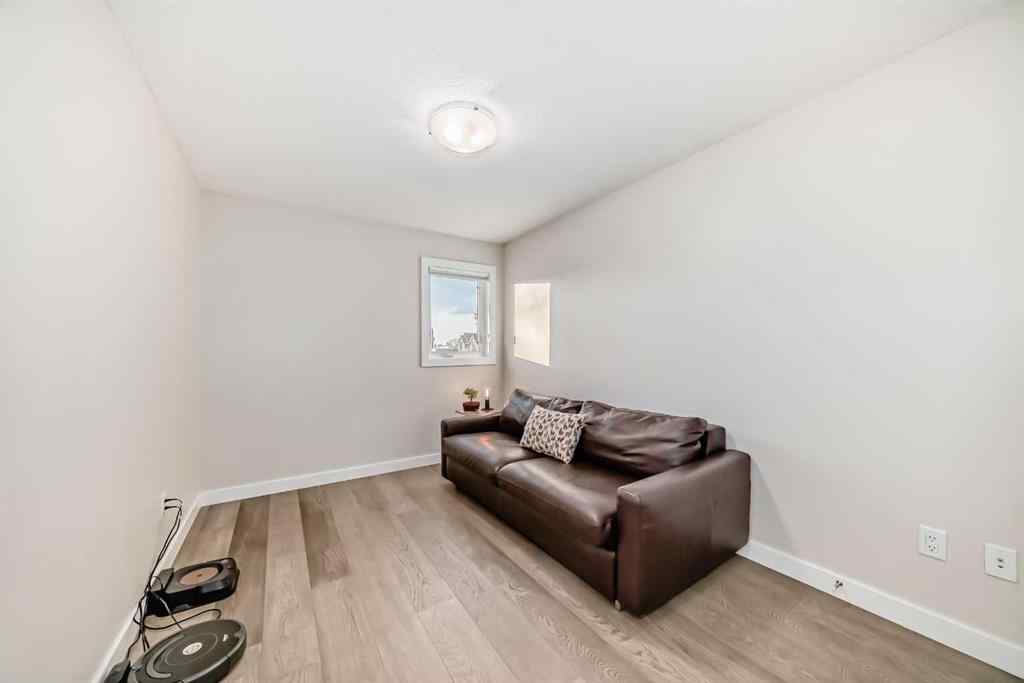 MLS® A2268770 - Unit #1 134 22 Avenue NE in Tuxedo Park Calgary, Residential