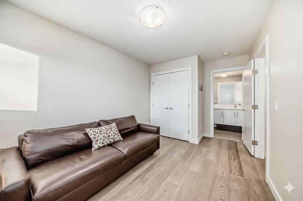 MLS® A2268770 - Unit #1 134 22 Avenue NE in Tuxedo Park Calgary, Residential