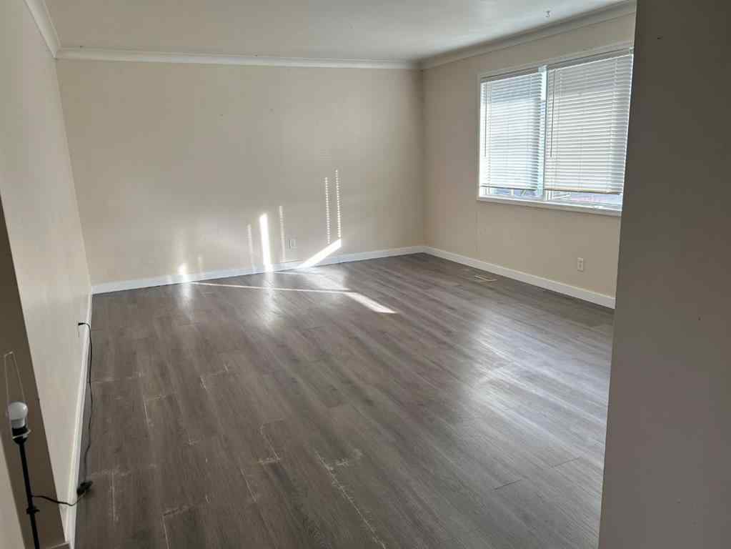 MLS® A2268775 - 447 3rd Street E in Central Brooks, Residential