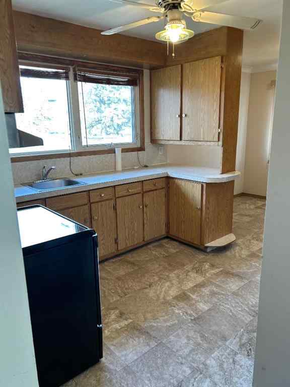 MLS® A2268775 - 447 3rd Street E in Central Brooks, Residential