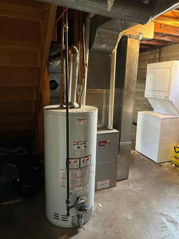 MLS® A2268775 - 447 3rd Street E in Central Brooks, Residential