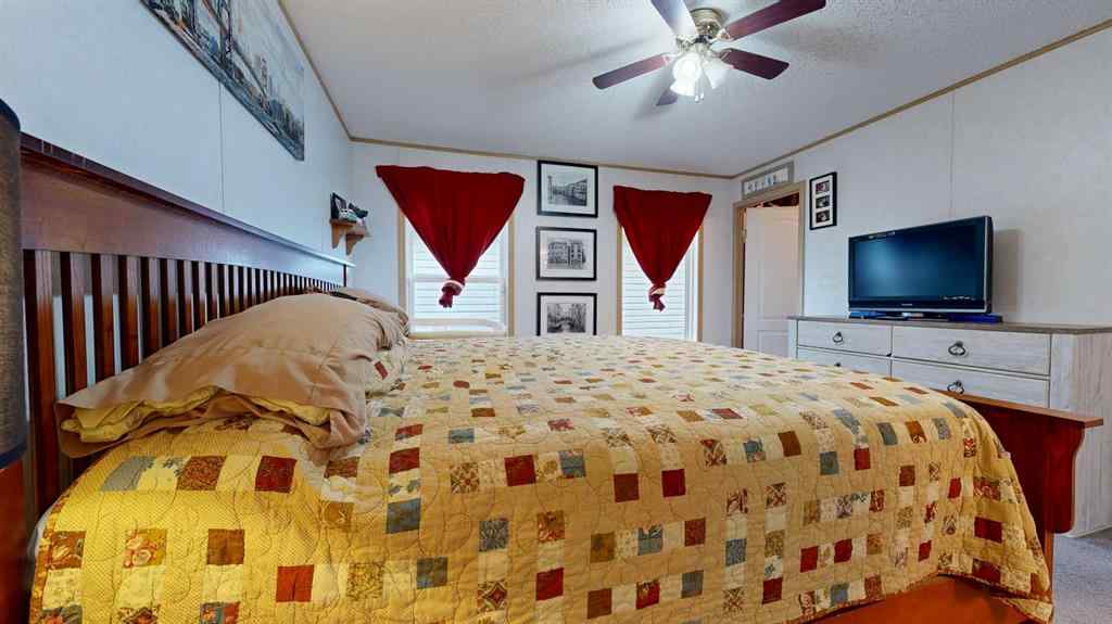 MLS® A2268779 - 8810 90 Street  in Creekside Grande Prairie, Residential