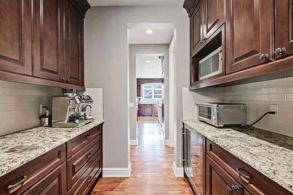 MLS® # A2268781 - 1739 49 Avenue SW in Altadore Calgary, Residential Open Houses