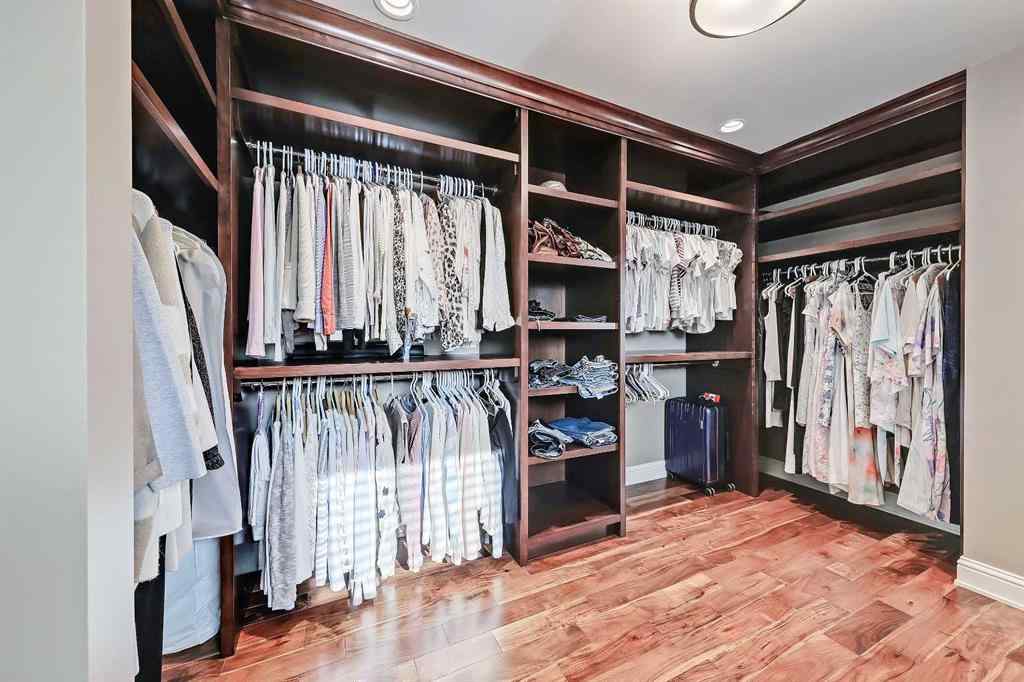 MLS® # A2268781 - 1739 49 Avenue SW in Altadore Calgary, Residential Open Houses