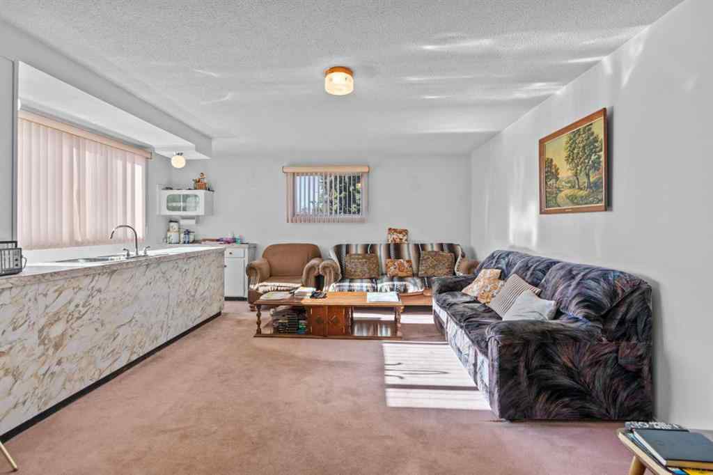 MLS® A2268787 - 3812 33 Avenue SW in Glenbrook Calgary, Residential